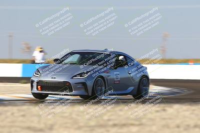 media/Nov-08-2025-Speed Ventures (Sat) [[1c7a6332f5]]/Orange/Session 3 (Turn 1)/